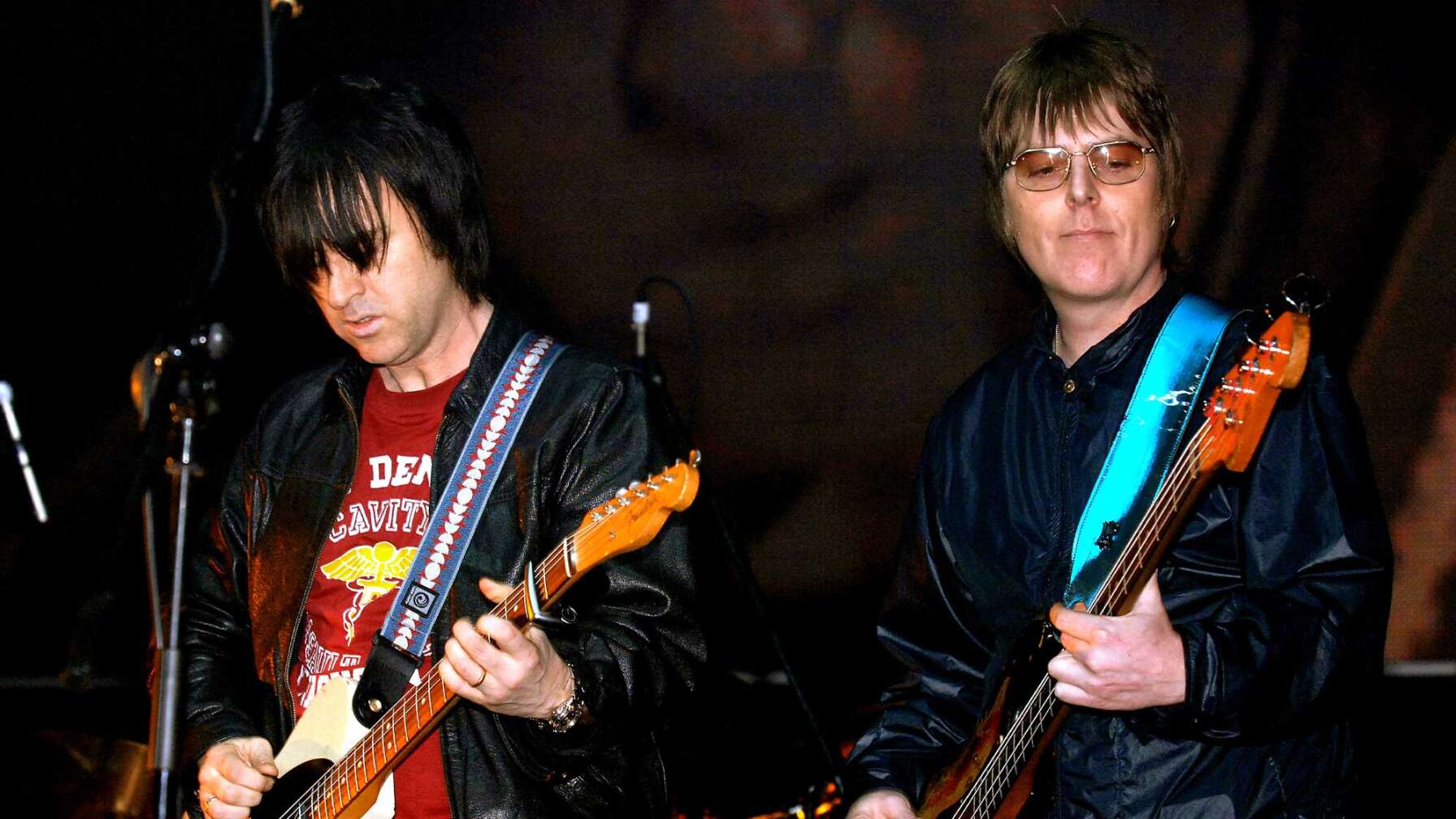 Andy Rourke (rechts im Bild)