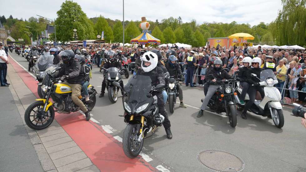 Motorradsternfahrt Kulmbach 2024: Unsere Fotos des Bikerfests