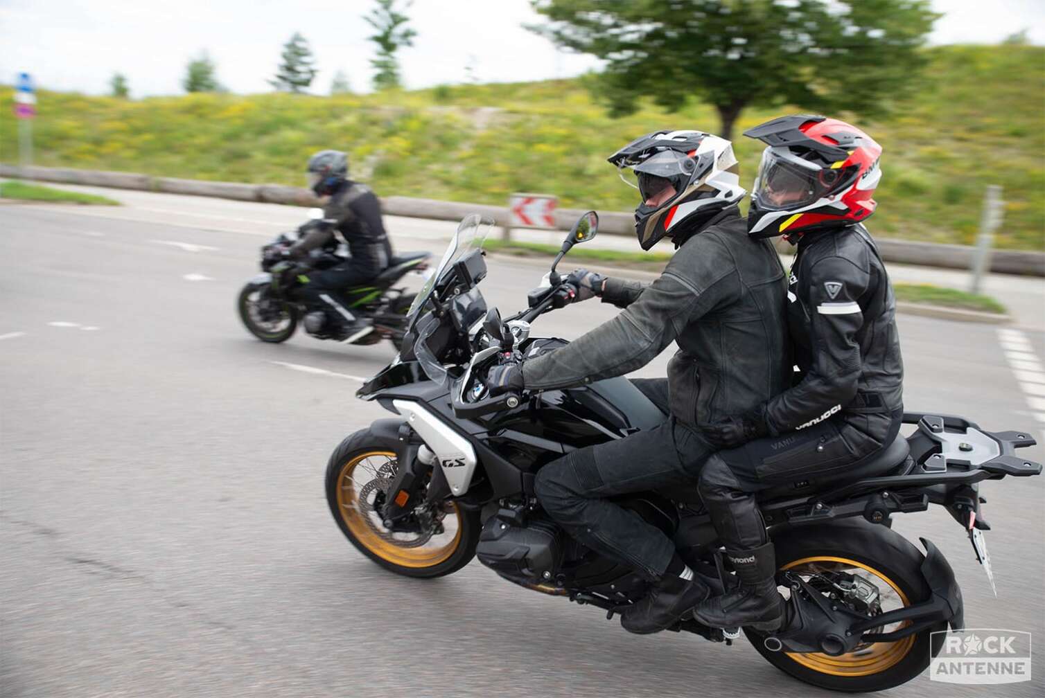 Foto von der ROCK ANTENNE Motorradtour 2024 - Eindrücke von der Tour auf der Straße