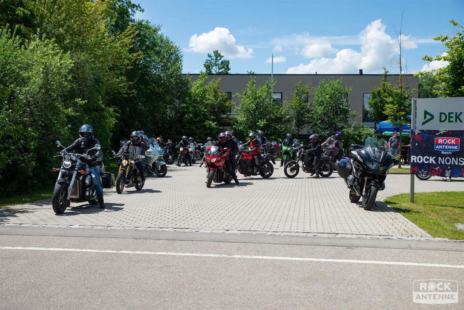 Foto von der ROCK ANTENNE Motorradtour 2024 - Eindrücke von der Tour auf der Straße