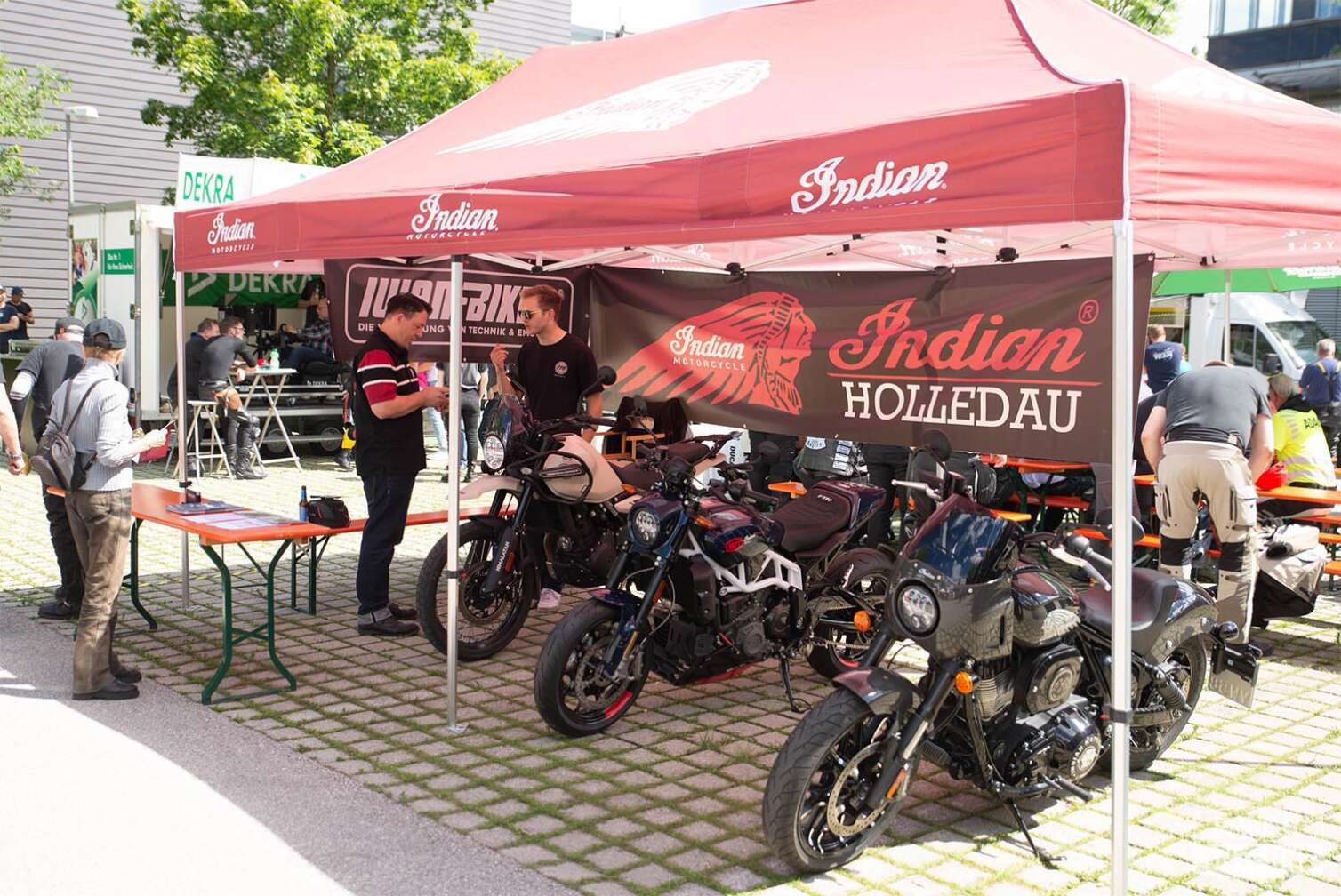 Foto von der ROCK ANTENNE Motorradtour 2024 - Eindrücke von der After Tour Party am ROCK ANTENNE Funkhaus in Ismaning