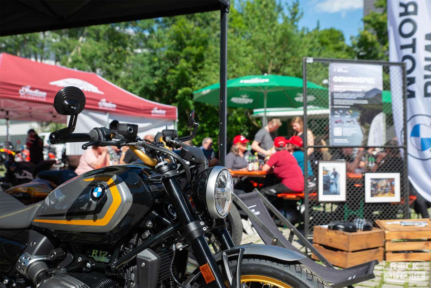 Foto von der ROCK ANTENNE Motorradtour 2024 - Eindrücke von der After Tour Party am ROCK ANTENNE Funkhaus in Ismaning