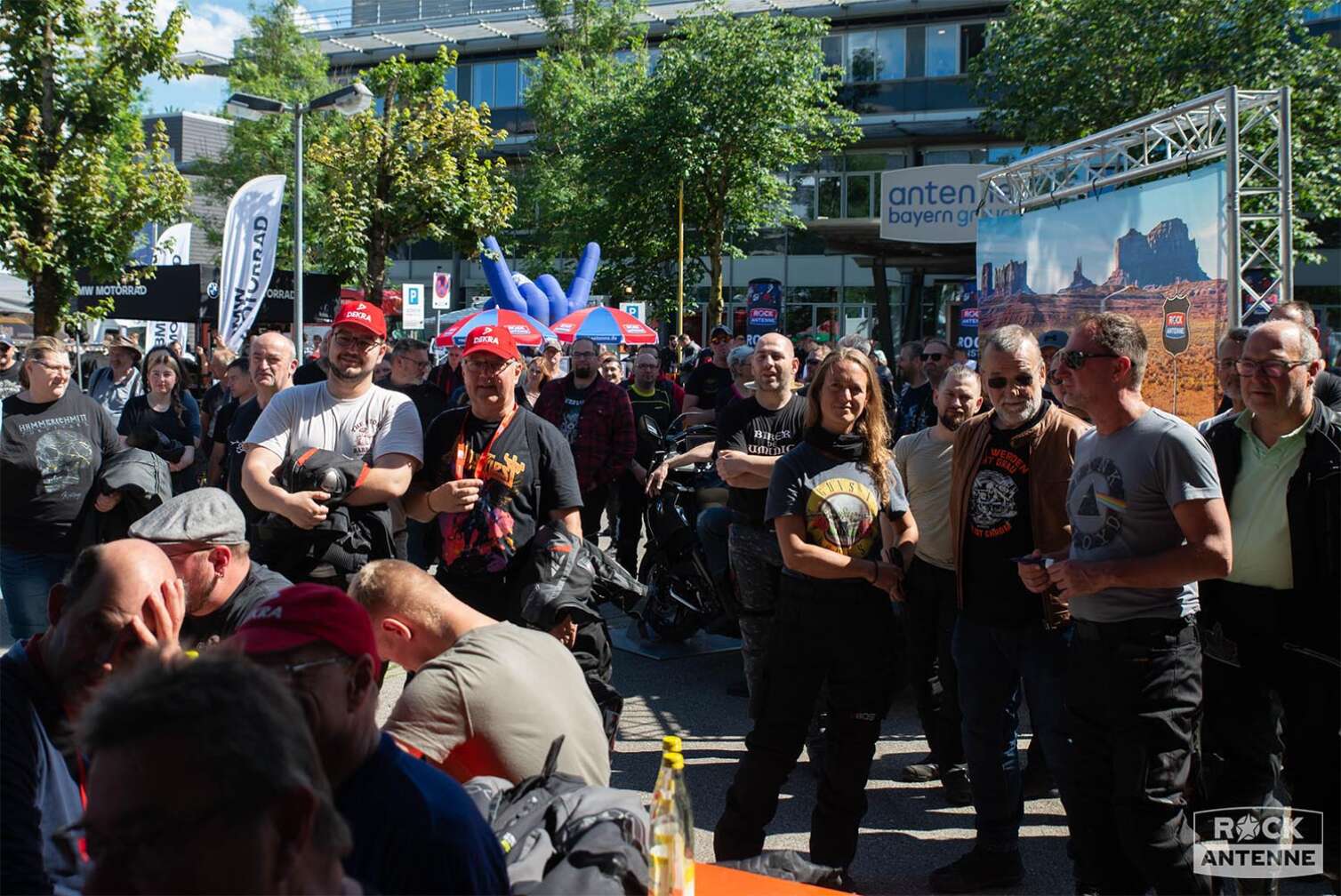 Foto von der ROCK ANTENNE Motorradtour 2024 - Eindrücke von der After Tour Party am ROCK ANTENNE Funkhaus in Ismaning