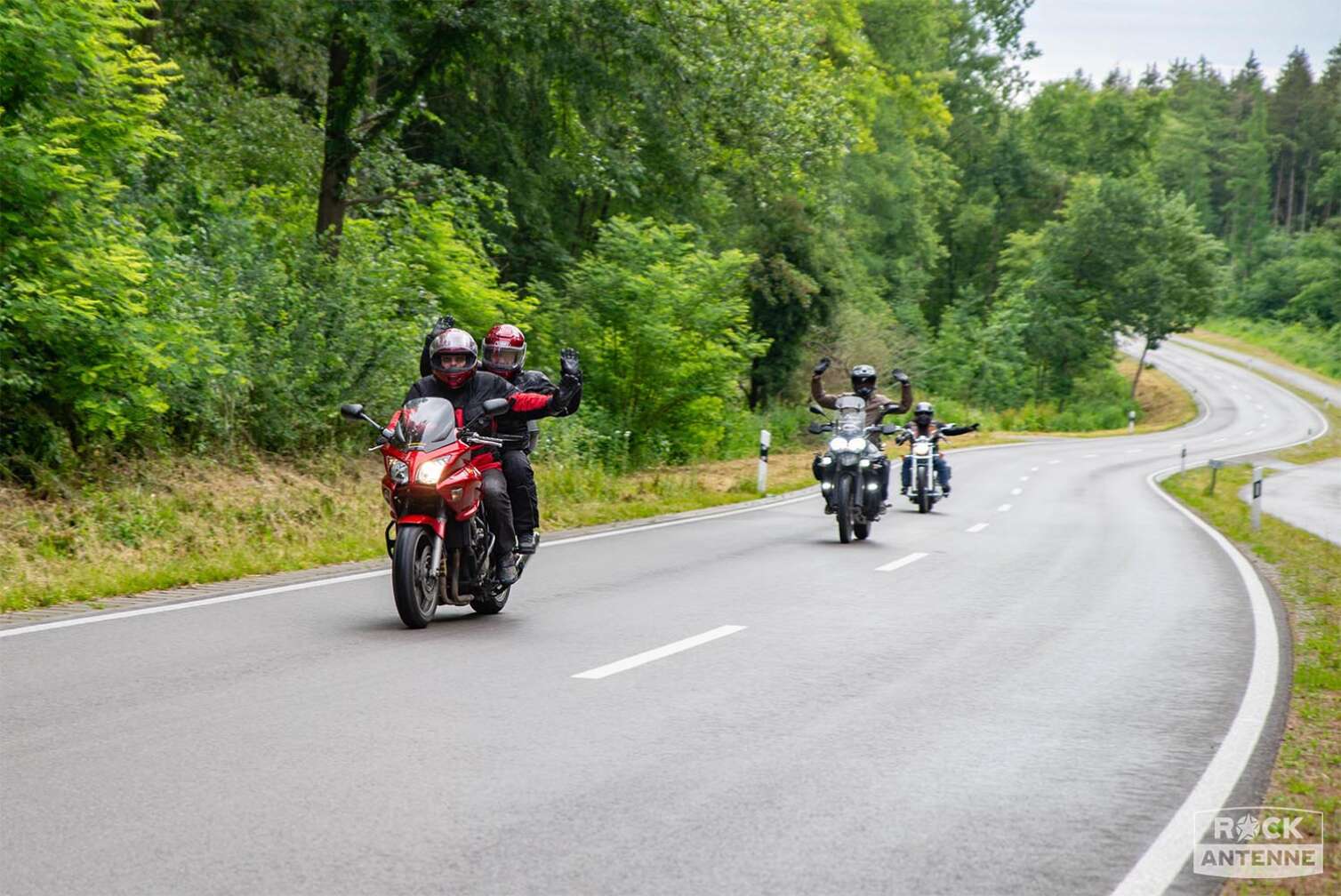 Foto von der ROCK ANTENNE Motorradtour 2024 - Eindrücke von den Motorrädern der Teilnehmer